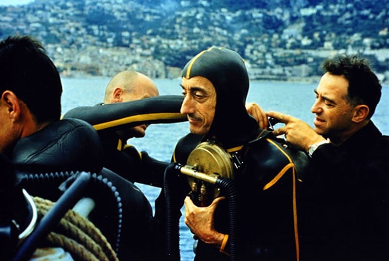 Jacques Cousteau e o aqualumb