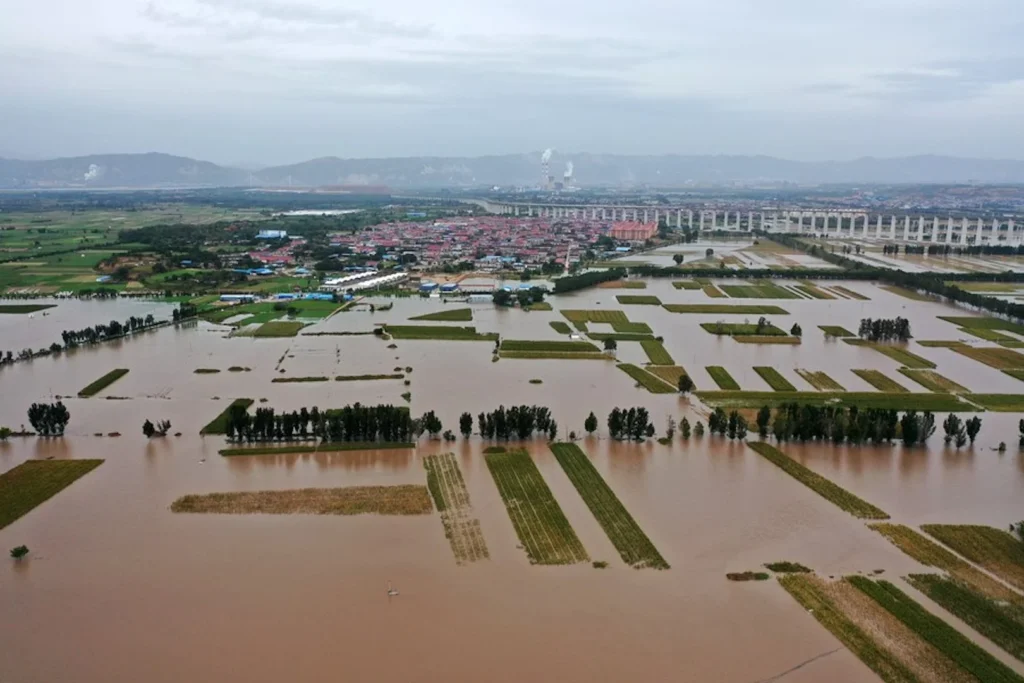 Eventos climáticos extremos - Mega inundações no sul da China