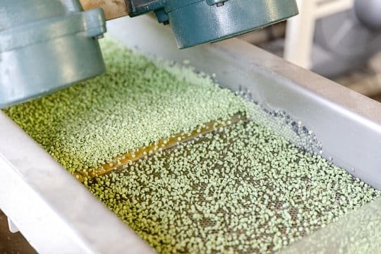Máquina usada na fabricação de biopolímeros